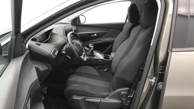 Peugeot 3008 image 4
