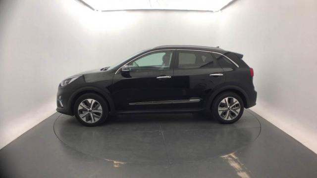 Kia E-Niro image 6
