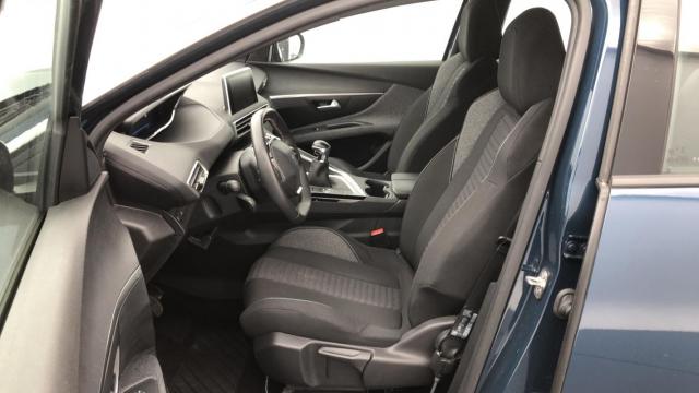 Peugeot 5008 image 7