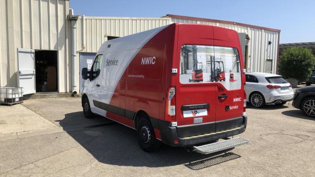 Renault Master image 8