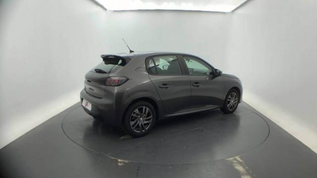 Peugeot 208 image 4