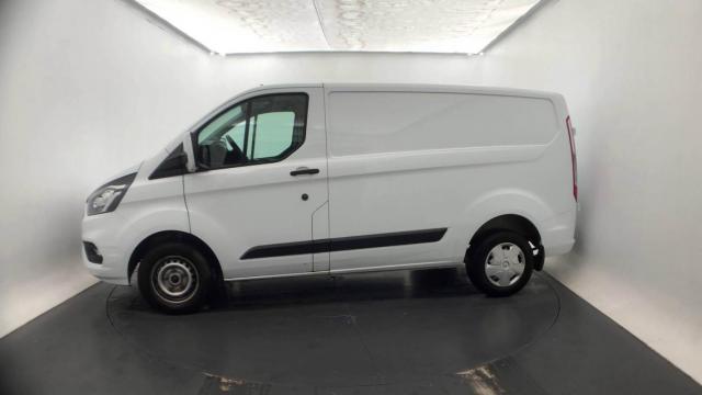 Ford Transit Custom image 3