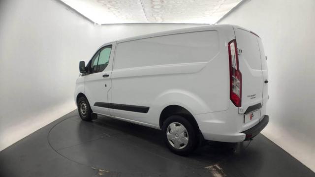 Ford Transit Custom image 8