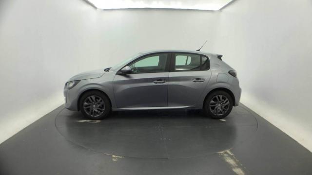 Peugeot 208 image 8