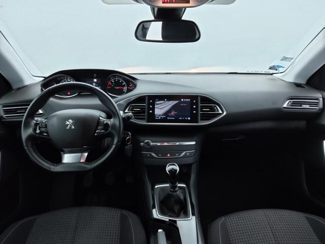 Peugeot 308 image 1