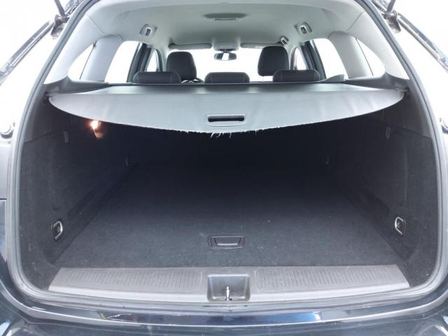 Opel Astra Sports Tourer image 1
