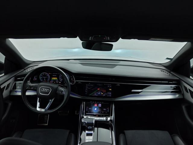 Audi Q8 image 6