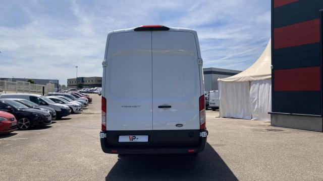 Ford Transit image 4