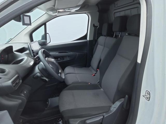Peugeot Partner image 1