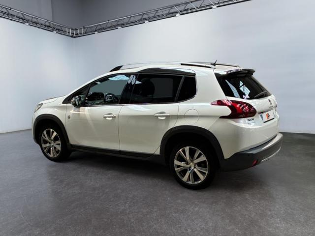 Peugeot 2008 image 1