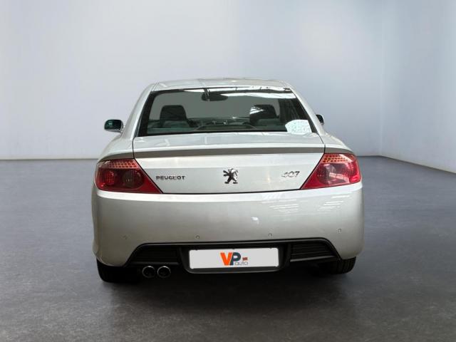 Peugeot 407 Coupé image 8