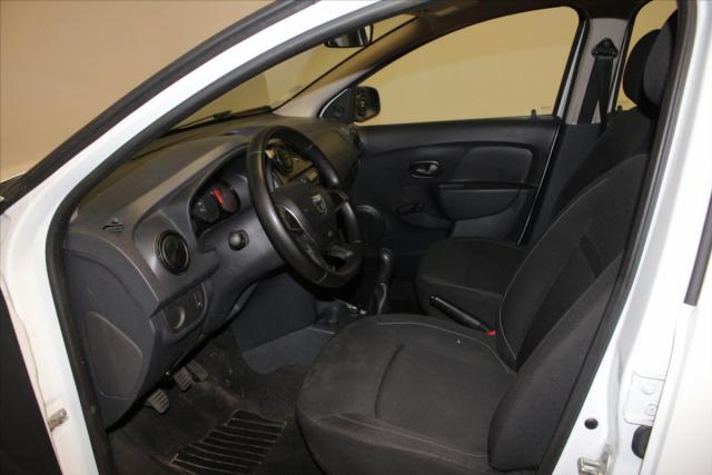 Dacia Sandero image 2