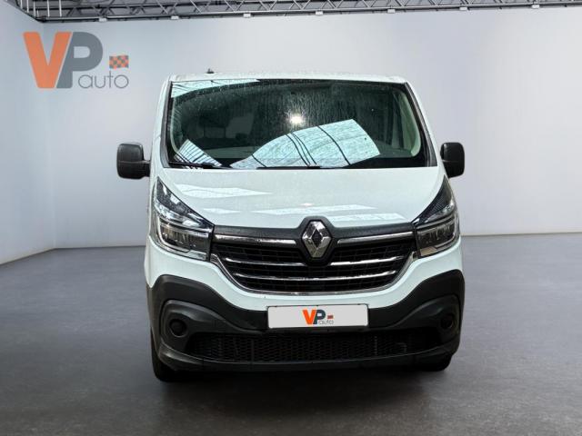 Renault Trafic image 1