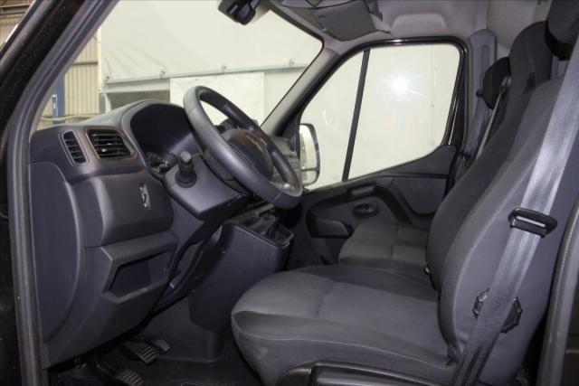 Renault Master image 3