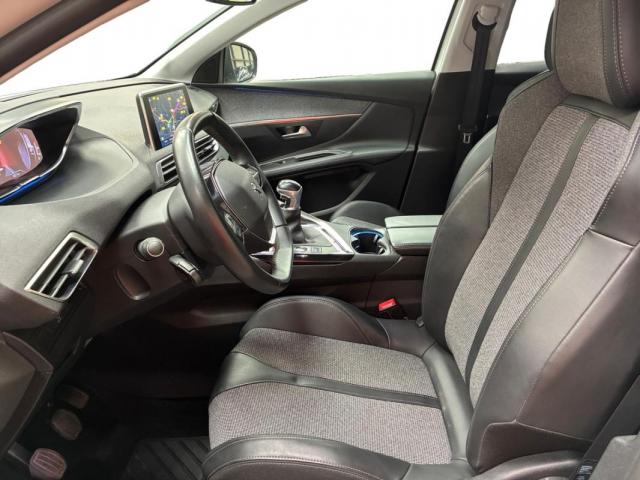 Peugeot 3008 image 1