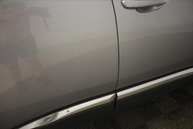 Peugeot 3008 image 2