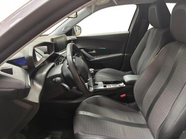 Peugeot 2008 image 6