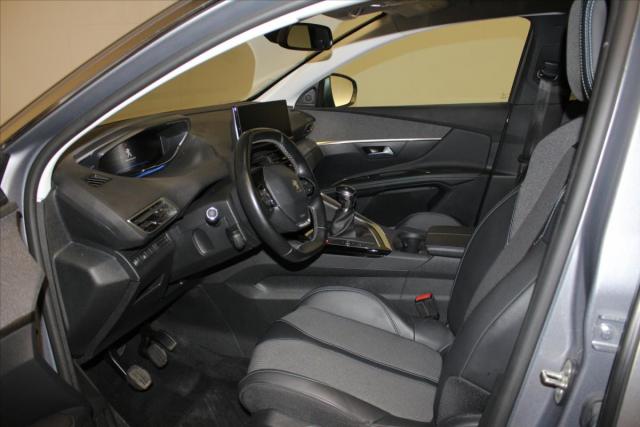 Peugeot 3008 image 3