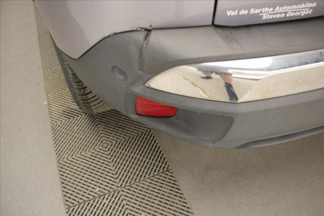 Peugeot 3008 image 2
