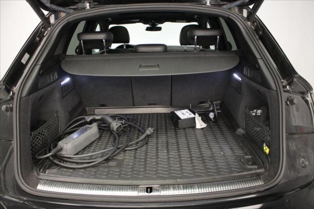 Audi Q5 image 1