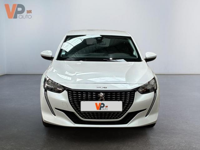 Peugeot 208 image 8