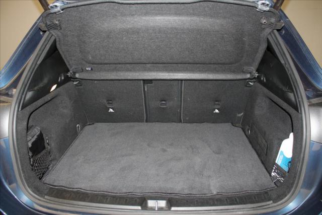 Mercedes Benz Gla image 6