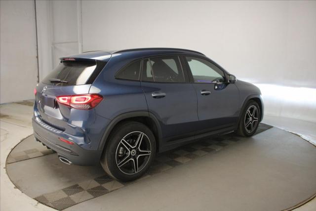 Mercedes Benz Gla image 7