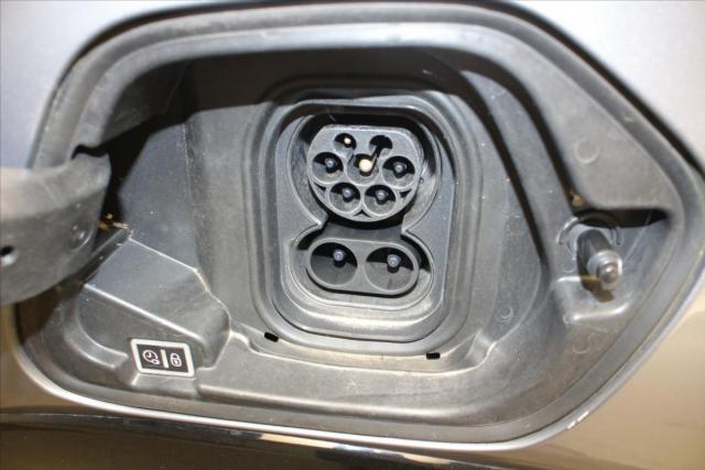 Peugeot 208 image 4