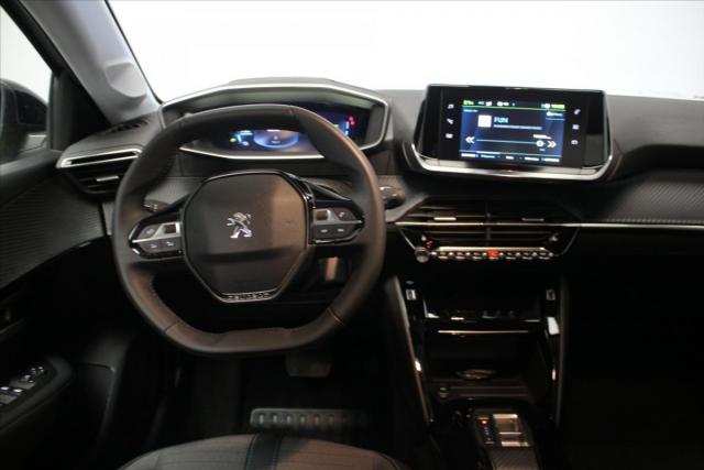 Peugeot 208 image 1