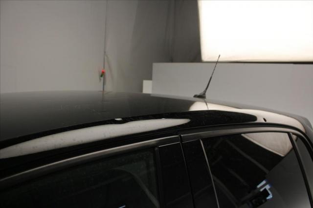 Peugeot 208 image 5