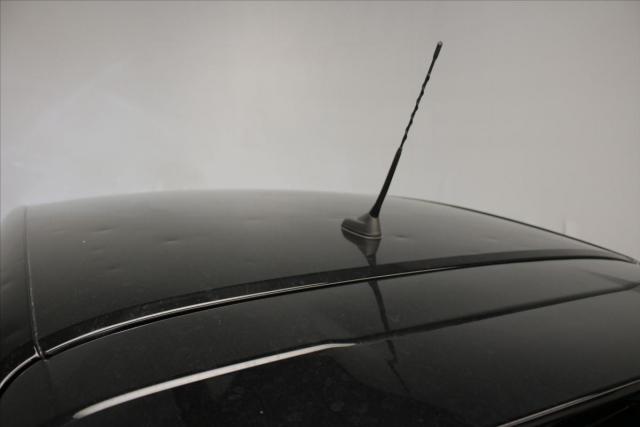 Peugeot 208 image 7
