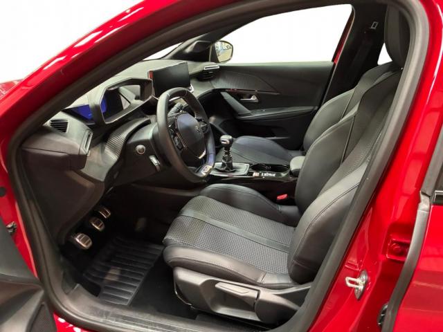 Peugeot 208 image 5