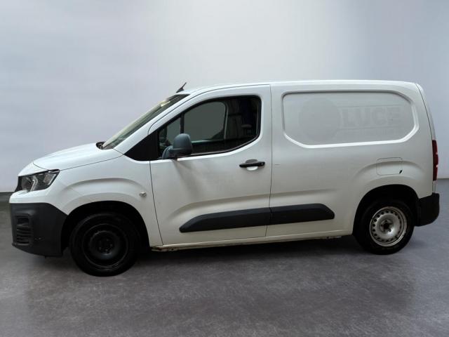 Peugeot Partner image 8