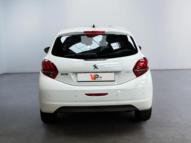 Peugeot 208 image 5
