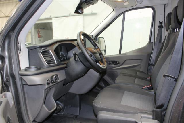 Ford Transit image 2