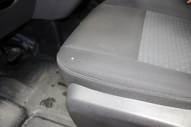 Ford Transit image 3