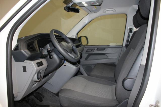 Volkswagen Transporter image 1
