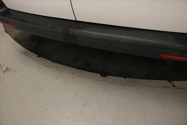 Volkswagen Transporter image 6