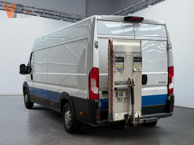 Peugeot Boxer image 1