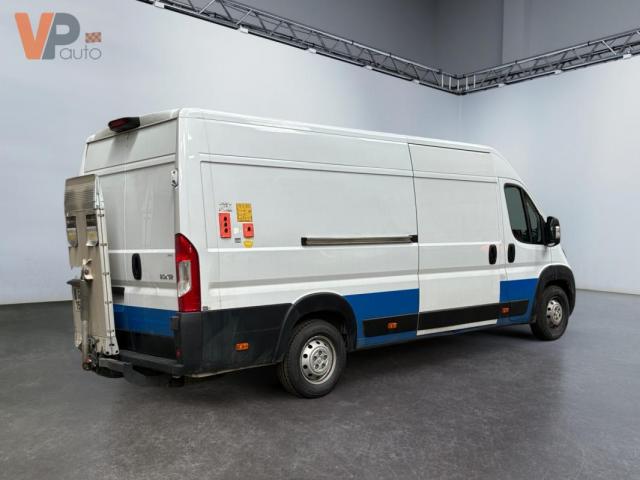 Peugeot Boxer image 6