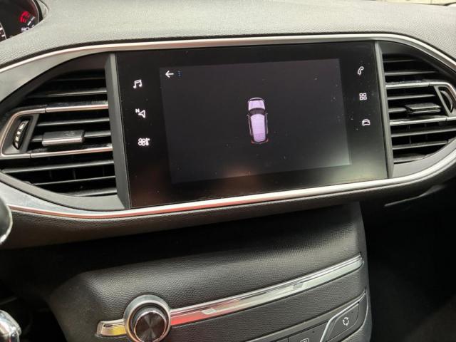 Peugeot 308 image 2