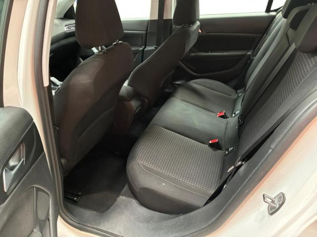 Peugeot 308 image 4