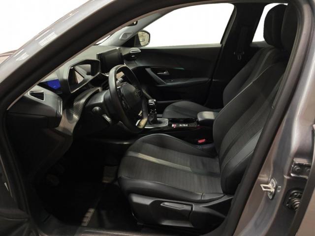 Peugeot 2008 image 6
