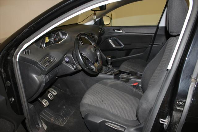 Peugeot 308 image 4