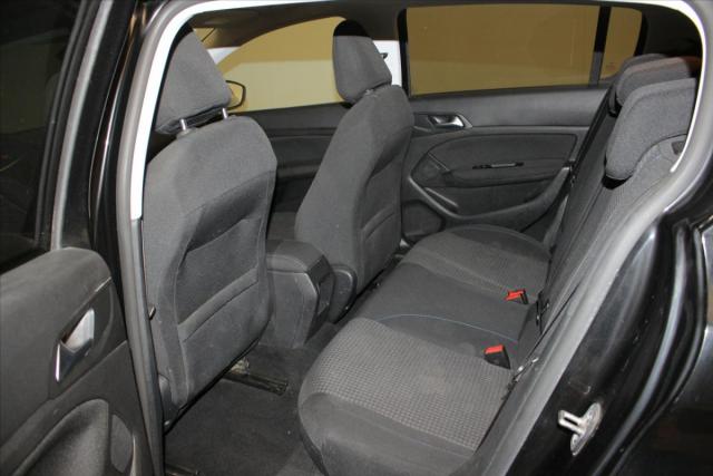 Peugeot 308 image 2