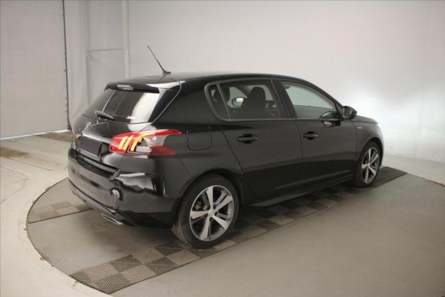 Peugeot 308 image 3