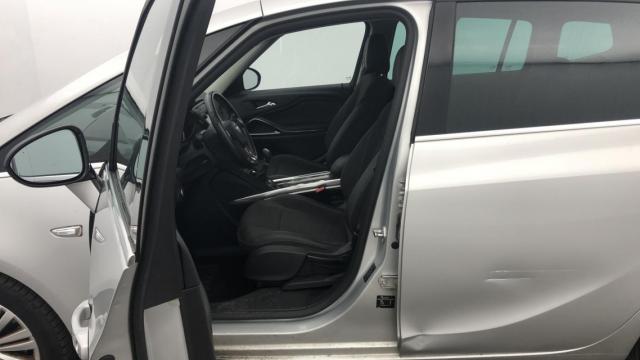 Opel Zafira image 4