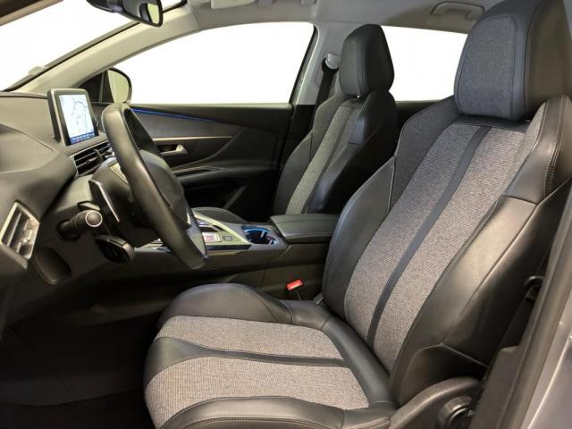 Peugeot 3008 image 8