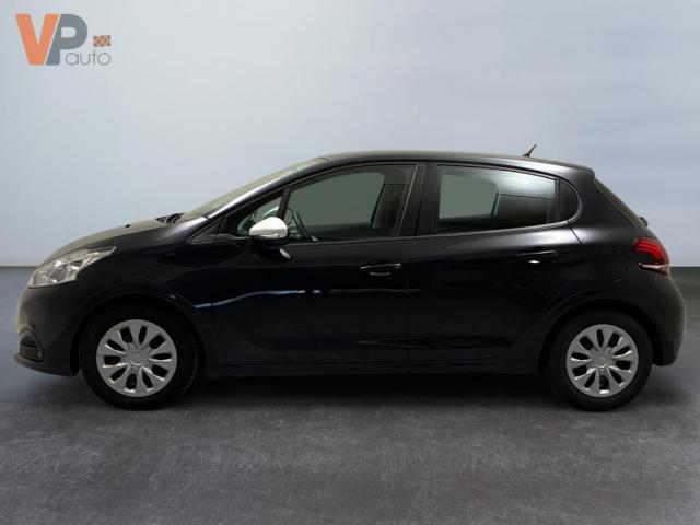 Peugeot 208 image 2