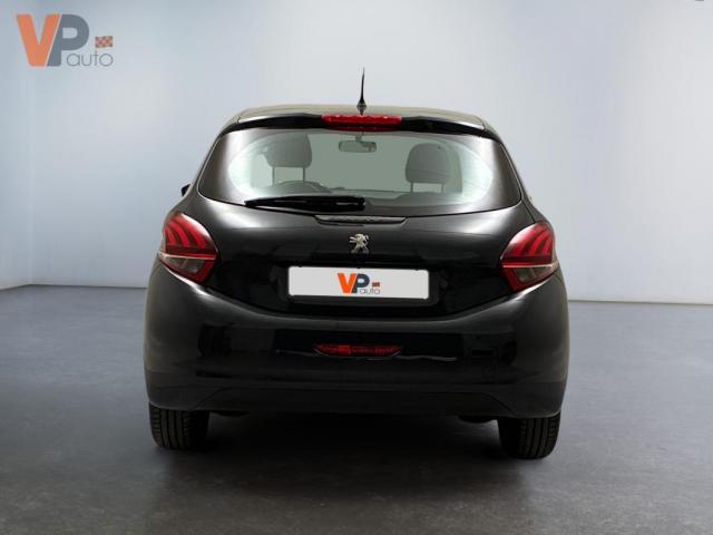 Peugeot 208 image 7